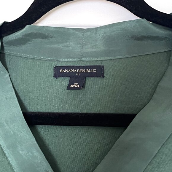 Banana Republic Top - Picture 3 of 9